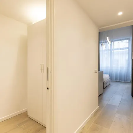 Beplace In Caiazzo * Milan